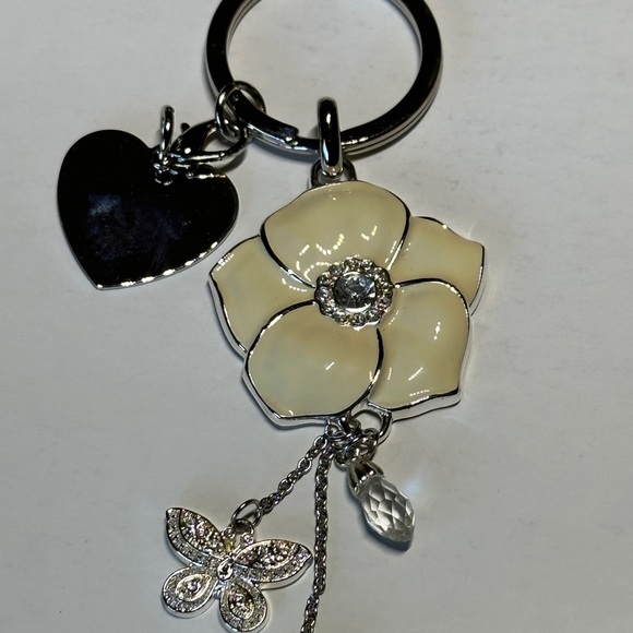 Keychain - Picture 4 of 5